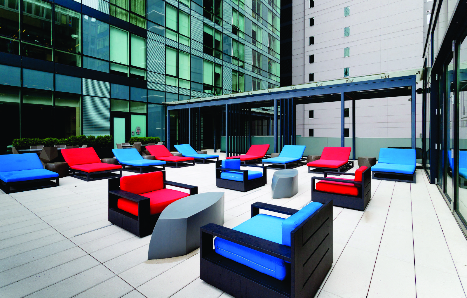 Long Island City, Apartments Tower 28